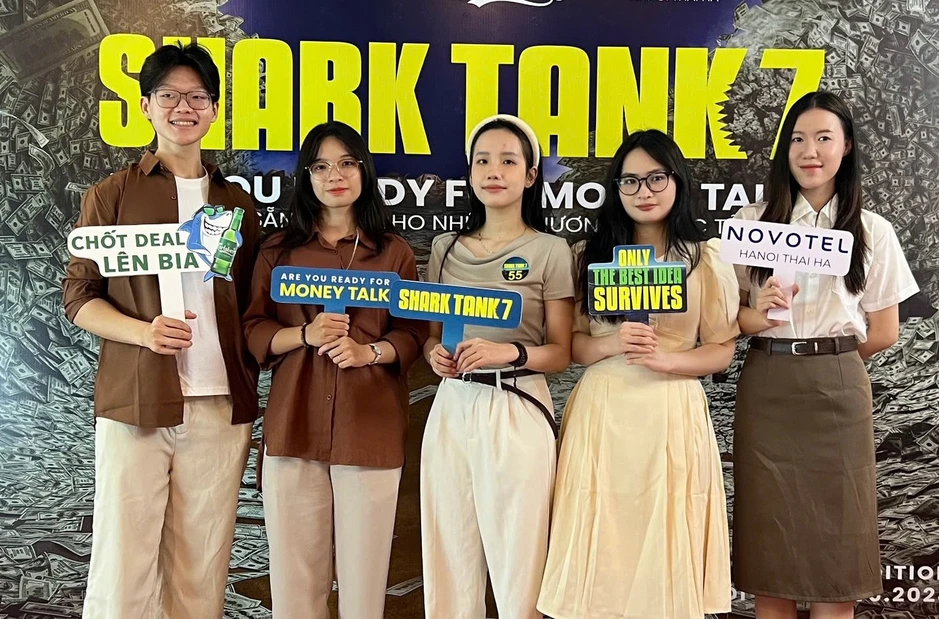 Nam sinh từng gọi vốn khởi nghiệp, là thủ khoa ngành học 'lạ' Nam sinh từng gọi vốn khởi nghiệp, là thủ khoa ngành học 'lạ'