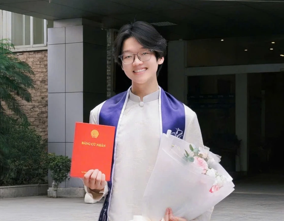 Nam sinh từng gọi vốn khởi nghiệp, là thủ khoa ngành học 'lạ' Nam sinh từng gọi vốn khởi nghiệp, là thủ khoa ngành học 'lạ'