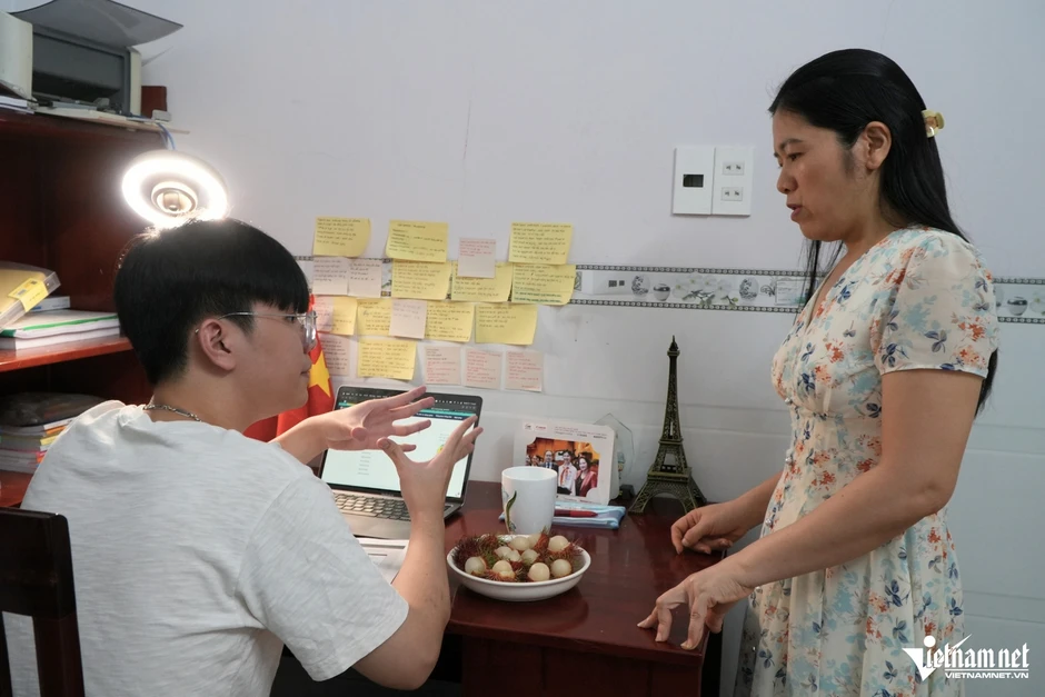 Nam sinh từng là 'Chủ tịch Quốc hội trẻ em' ghi dấu ấn ở kỳ thi lớp 10 chuyên Nam sinh từng là 'Chủ tịch Quốc hội trẻ em' ghi dấu ấn ở kỳ thi lớp 10 chuyên