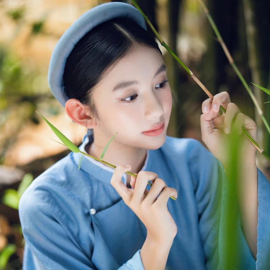 Nàng hậu Việt "kỳ lạ" 14 năm mới có người kế vị: Đã học hành xịn còn dạy con miễn chê! Nàng hậu Việt "kỳ lạ" 14 năm mới có người kế vị: Đã học hành xịn còn dạy con miễn chê!