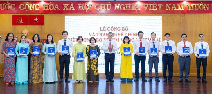 Ngành giáo dục TP.HCM điều động, bổ nhiệm nhiều cán bộ quản lý Ngành giáo dục TP.HCM điều động, bổ nhiệm nhiều cán bộ quản lý