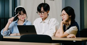 Ngành thiết kế thích ứng với AI, tiếp tục thu hút người trẻ