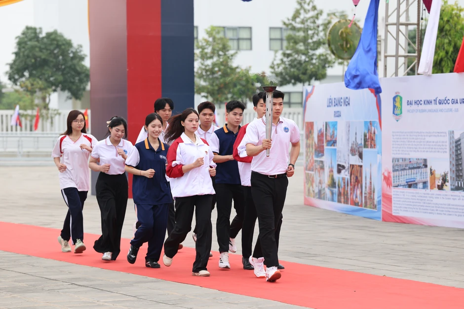 Ngày hội văn hóa, thể thao - Nhịp cầu kết nối các trường đại học kinh tế Việt - Nga