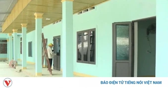 Nghệ An gấp rút sửa trường lớp trước năm học mới, nhiều nơi vẫn ngổn ngang