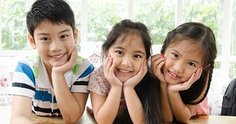 Nghiên cứu: 1 DẤU HIỆU từ khi trẻ lên 5 tuổi cho thấy về sau trẻ giàu có hay hay rơi vào cảnh túng thiếu