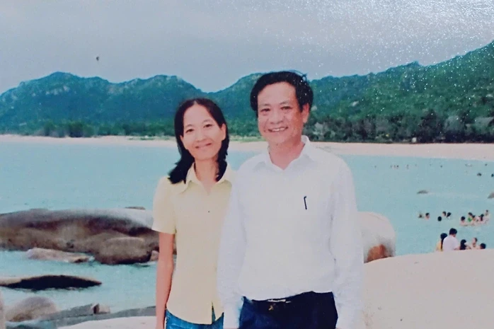 Người thầy kính yêu Trịnh Đình Tùng và hành trình gieo hạt giống tri thức Người thầy kính yêu Trịnh Đình Tùng và hành trình gieo hạt giống tri thức