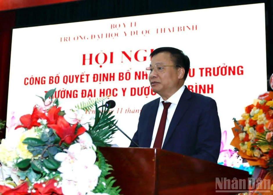 Nhà giáo ưu tú, Phó Giáo sư, Tiến sĩ Nguyễn Duy Cường được bổ nhiệm Hiệu trưởng Trường đại học Y Dược Thái Bình Nhà giáo ưu tú, Phó Giáo sư, Tiến sĩ Nguyễn Duy Cường được bổ nhiệm Hiệu trưởng Trường đại học Y Dược Thái Bình