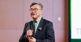 Nhà khoa học tim mạch qua đời ở tuổi 65 khi dự hội nghị học thuật
