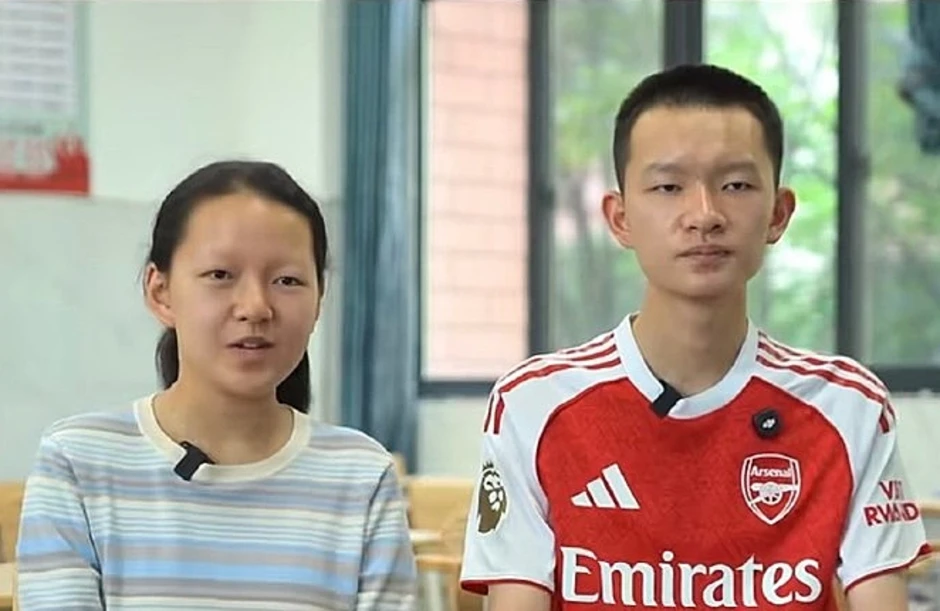 'Nhảy cóc' hai lớp để thi đại học, nữ sinh gây sốt vì đỗ trường danh tiếng 'Nhảy cóc' hai lớp để thi đại học, nữ sinh gây sốt vì đỗ trường danh tiếng