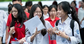 Nhiều điểm mới thi tốt nghiệp THPT 2026: Tích hợp giấy tờ, công bố điểm sớm hơn 12 ngày