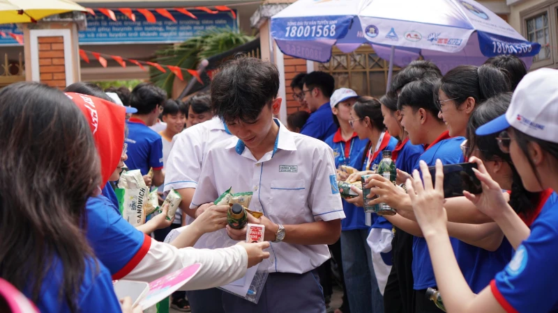 Nhiều điểm mới trong tuyển sinh đầu cấp tại TP Hồ Chí Minh Nhiều điểm mới trong tuyển sinh đầu cấp tại TP Hồ Chí Minh