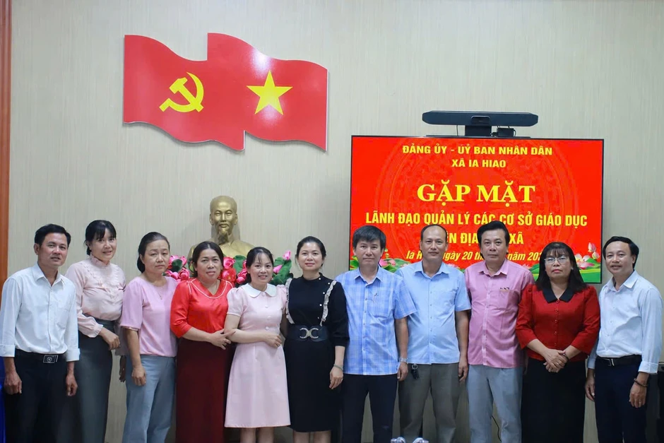Nhiều hiệu trưởng, hiệu phó xin "xuống chức", xã tiếp tục xem xét Nhiều hiệu trưởng, hiệu phó xin "xuống chức", xã tiếp tục xem xét