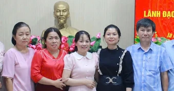 Nhiều hiệu trưởng, hiệu phó xin "xuống chức", xã tiếp tục xem xét