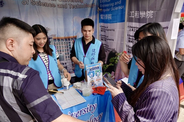 Nhiều học bổng du học Đài Loan, Nga tại ngày hội tư vấn tuyển sinh 2026 Nhiều học bổng du học Đài Loan, Nga tại ngày hội tư vấn tuyển sinh 2026