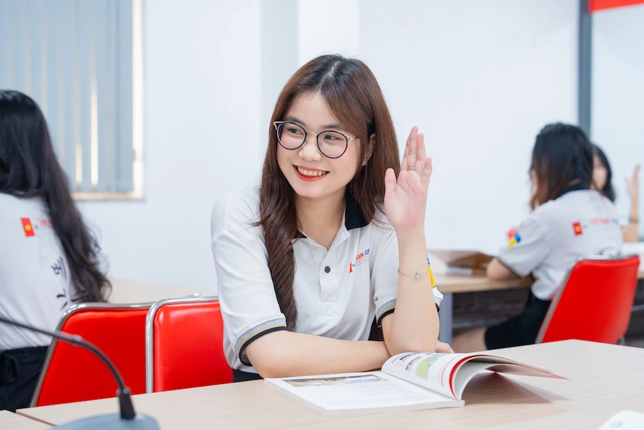 Nhiều trường đại học cho sinh viên nghỉ tới 9 ngày dịp Giỗ Tổ Hùng Vương và 30/4-1/5 Nhiều trường đại học cho sinh viên nghỉ tới 9 ngày dịp Giỗ Tổ Hùng Vương và 30/4-1/5
