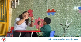 Những cô giáo Chăm đến với những đứa trẻ thiệt thòi bằng cả trái tim