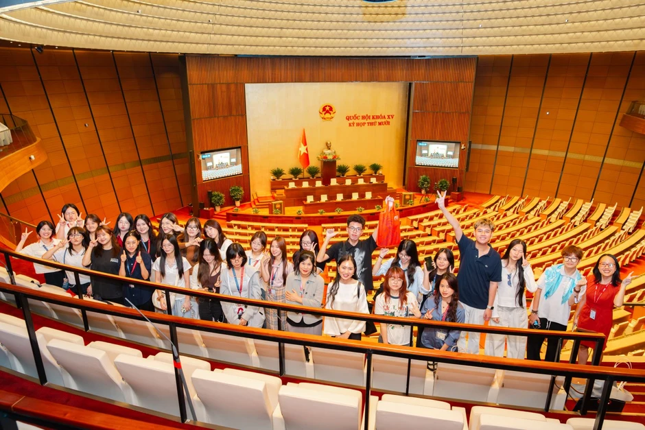 Những giá trị cân nhắc khi chọn đại học trong thời đại AI Những giá trị cân nhắc khi chọn đại học trong thời đại AI