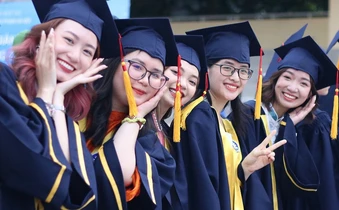 Những ngành, trường đại học sinh viên được miễn 100% học phí