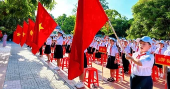 Ninh Bình giảm 827 hiệu trưởng, 2.000 hiệu phó sau sắp xếp