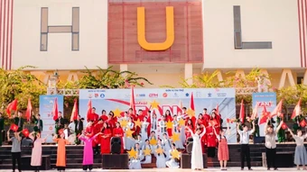 Nơi thanh xuân được viết bằng những trang rực rỡ