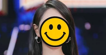 Nữ diễn viên nổi tiếng định cho con gái... vay tiền, ai ngờ con nói 1 câu khiến cả MXH phải vỗ tay khen mẹ khéo dạy!