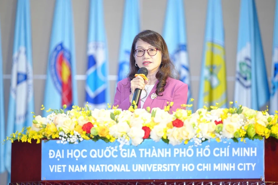 Nữ giám đốc đầu tiên của ĐH Quốc gia TP.HCM trúng cử đại biểu Quốc hội khóa 16 Nữ giám đốc đầu tiên của ĐH Quốc gia TP.HCM trúng cử đại biểu Quốc hội khóa 16