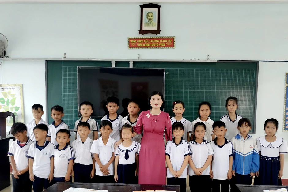 Nữ giáo viên một tay và ám ảnh tai nạn giữa rừng sâu