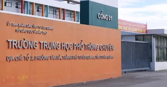 Nữ Hiệu trưởng Trường THPT Chuyên Tuyên Quang bị khởi tố là ai?