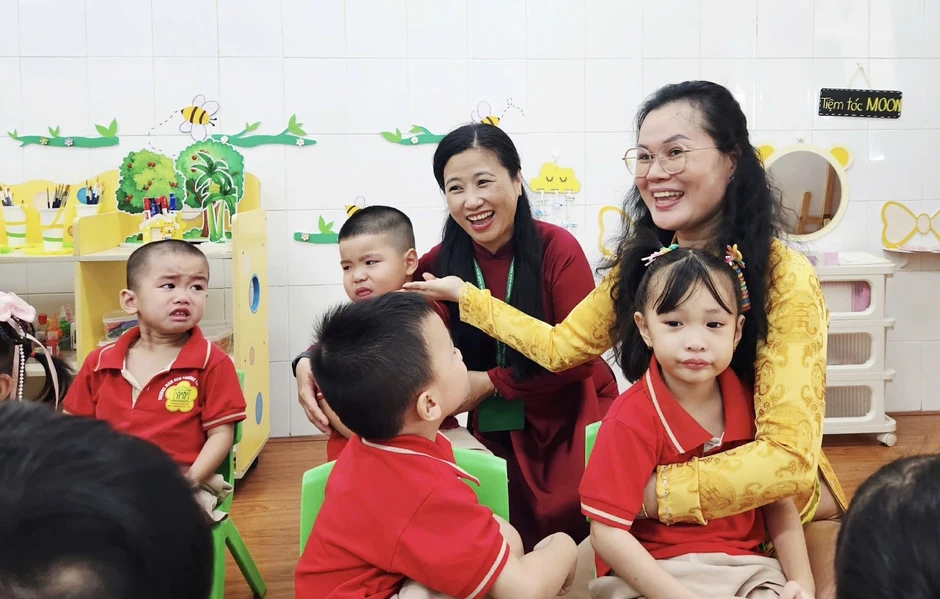 Nữ phó giám đốc 8X của một Sở nổi tiếng ứng cử đại biểu Quốc hội Nữ phó giám đốc 8X của một Sở nổi tiếng ứng cử đại biểu Quốc hội