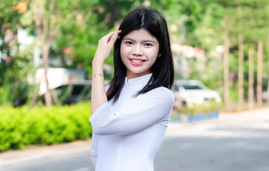 Nữ sinh ba lần đỗ thủ khoa Toán, Tin ở Hà Nội Nữ sinh ba lần đỗ thủ khoa Toán, Tin ở Hà Nội