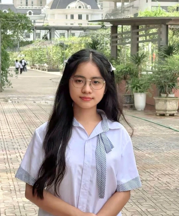 Nữ sinh chuyên Địa trường Ams và cú lội ngược dòng chạm đỉnh 1600/1600 SAT Nữ sinh chuyên Địa trường Ams và cú lội ngược dòng chạm đỉnh 1600/1600 SAT