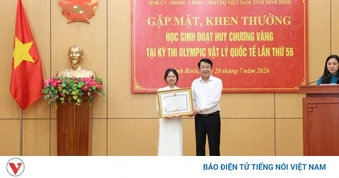 Nữ sinh đoạt HCV Olympic Vật lý được tỉnh Ninh Bình thưởng 500 triệu đồng