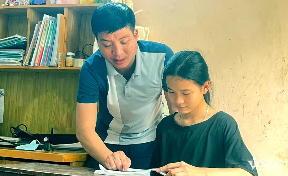 Nữ sinh lớp 8 được cậu nuôi học xa nhà 250km, đạt giải học sinh giỏi cấp tỉnh Nữ sinh lớp 8 được cậu nuôi học xa nhà 250km, đạt giải học sinh giỏi cấp tỉnh