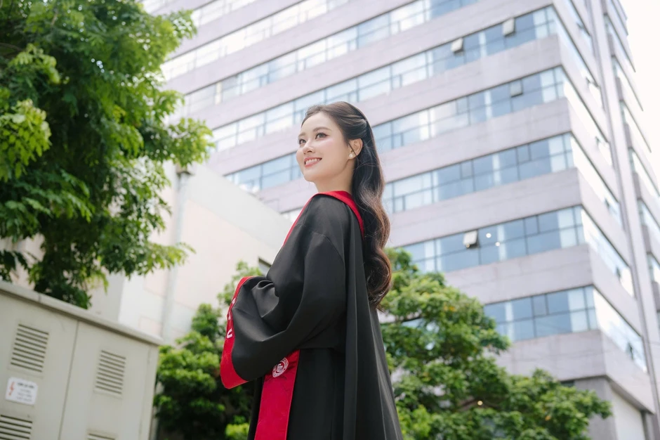 Nữ sinh lọt top 25 Hoa hậu Việt Nam tốt nghiệp loại Giỏi Trường ĐH Ngoại thương Nữ sinh lọt top 25 Hoa hậu Việt Nam tốt nghiệp loại Giỏi Trường ĐH Ngoại thương