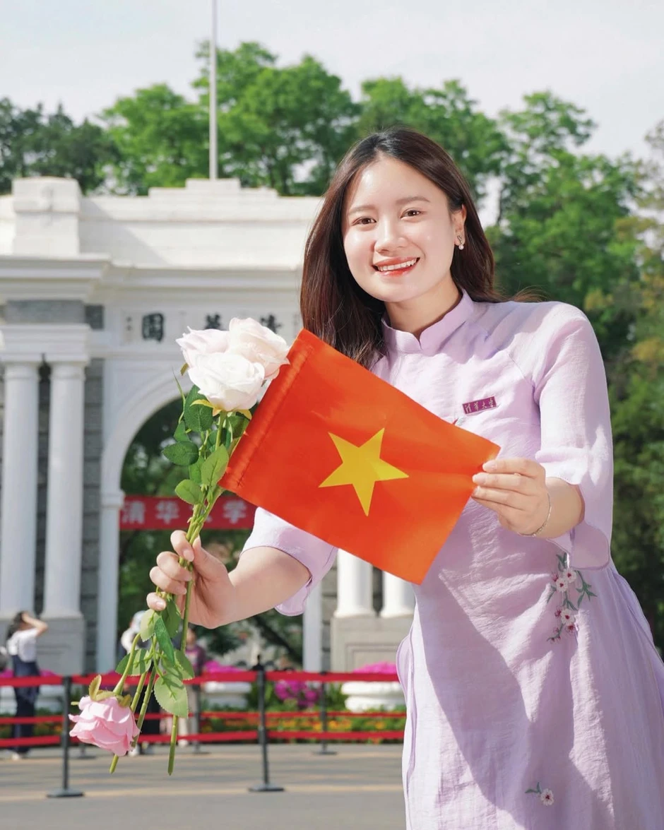 Nữ sinh Việt được Đại học TOP 1 Trung Quốc vinh danh trên trang chủ Nữ sinh Việt được Đại học TOP 1 Trung Quốc vinh danh trên trang chủ