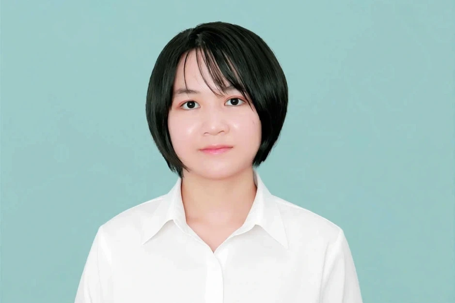 Nữ thủ khoa đạt 30/30 điểm thi lớp 10: Làm toán, tiếng Anh trong 30 phút Nữ thủ khoa đạt 30/30 điểm thi lớp 10: Làm toán, tiếng Anh trong 30 phút