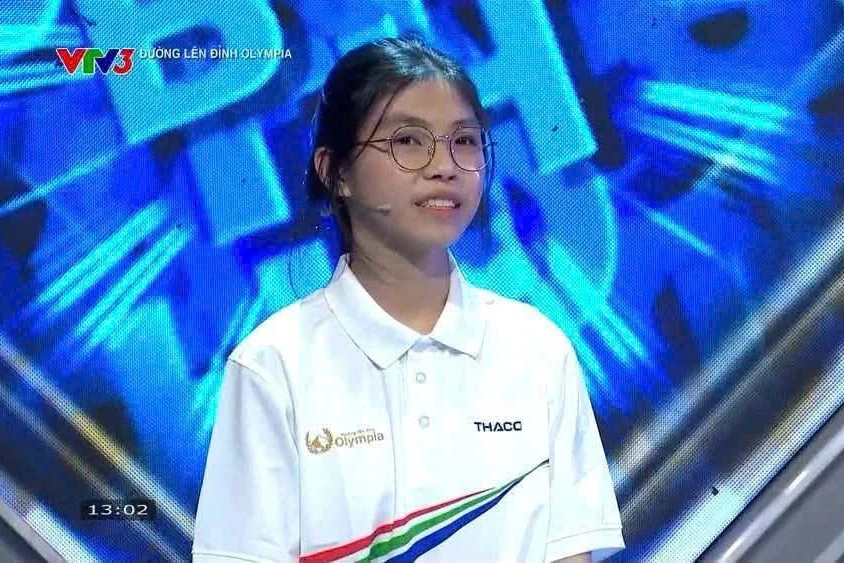 Nữ thủ khoa khối B00: "Em muốn hét thật to nhưng đang đau họng" Nữ thủ khoa khối B00: "Em muốn hét thật to nhưng đang đau họng"