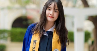 Nữ thủ khoa lớp 10 đầu tiên Trường Phổ thông Năng khiếu: Cú đúp điểm tuyệt đối toán