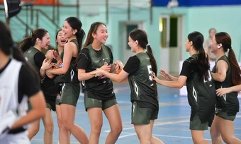 Nữ Vinschool Central Park thắng ngược Phan Đình Phùng để giành Siêu Cup bóng rổ - Báo TinVina
