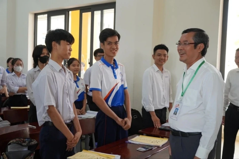 Ông Nguyễn Văn Phúc thôi làm Thứ trưởng Bộ GD-ĐT theo nguyện vọng cá nhân Ông Nguyễn Văn Phúc thôi làm Thứ trưởng Bộ GD-ĐT theo nguyện vọng cá nhân