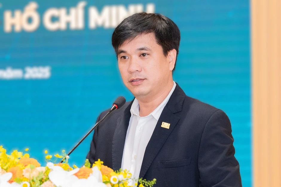 PGS.TS Bùi Quang Hùng làm Giám đốc ĐH Kinh tế TPHCM PGS.TS Bùi Quang Hùng làm Giám đốc ĐH Kinh tế TPHCM