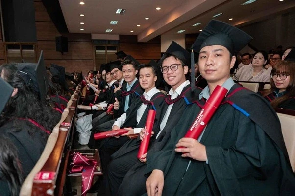 Phá vỡ vòng luẩn quẩn sinh viên tốt nghiệp thiếu kinh nghiệm, khó tìm việc Phá vỡ vòng luẩn quẩn sinh viên tốt nghiệp thiếu kinh nghiệm, khó tìm việc