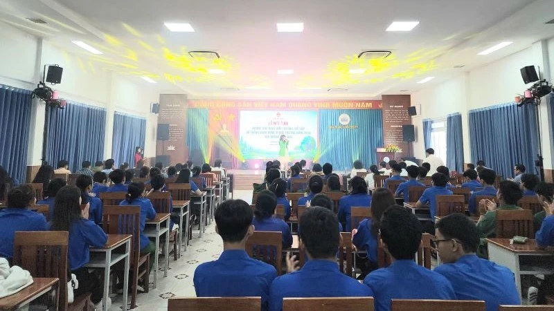 Phát động Tháng hành động vì môi trường năm 2026 của ngành giáo dục Phát động Tháng hành động vì môi trường năm 2026 của ngành giáo dục