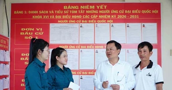 Phó giáo sư say mê nghiên cứu về nấm, ứng cử đại biểu Quốc hội