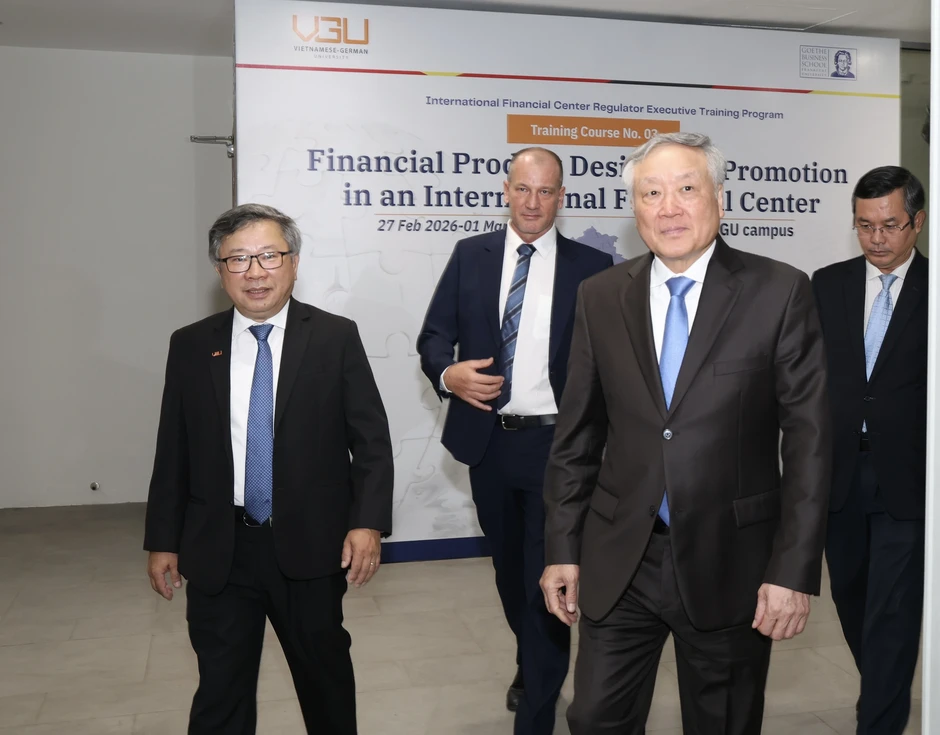 Phó thủ tướng dự khai giảng đào tạo nhà quản lý Trung tâm tài chính quốc tế Phó thủ tướng dự khai giảng đào tạo nhà quản lý Trung tâm tài chính quốc tế