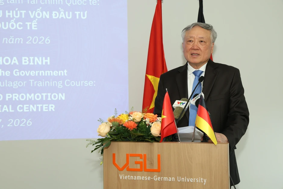 Phó thủ tướng dự khai giảng đào tạo nhà quản lý Trung tâm tài chính quốc tế Phó thủ tướng dự khai giảng đào tạo nhà quản lý Trung tâm tài chính quốc tế