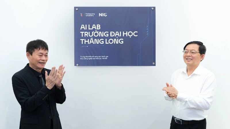 Phó Thủ tướng Hồ Quốc Dũng dự Lễ khai trương AI Lab của Trường đại học Thăng Long Phó Thủ tướng Hồ Quốc Dũng dự Lễ khai trương AI Lab của Trường đại học Thăng Long
