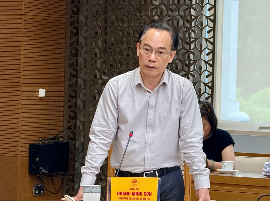 Phó Thủ tướng Lê Tiến Châu: Phát triển 3 trường đại học Đông Nam Bộ vươn tầm châu Á Phó Thủ tướng Lê Tiến Châu: Phát triển 3 trường đại học Đông Nam Bộ vươn tầm châu Á
