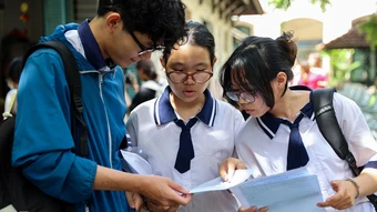Phó thủ tướng yêu cầu Bộ Giáo dục rà soát học phí đại học