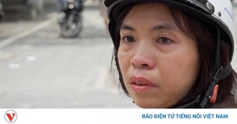 Phụ huynh nghẹn ngào, sĩ tử hào hứng lên lịch "xả hơi" sau kỳ thi lớp 10 ở Hà Nội